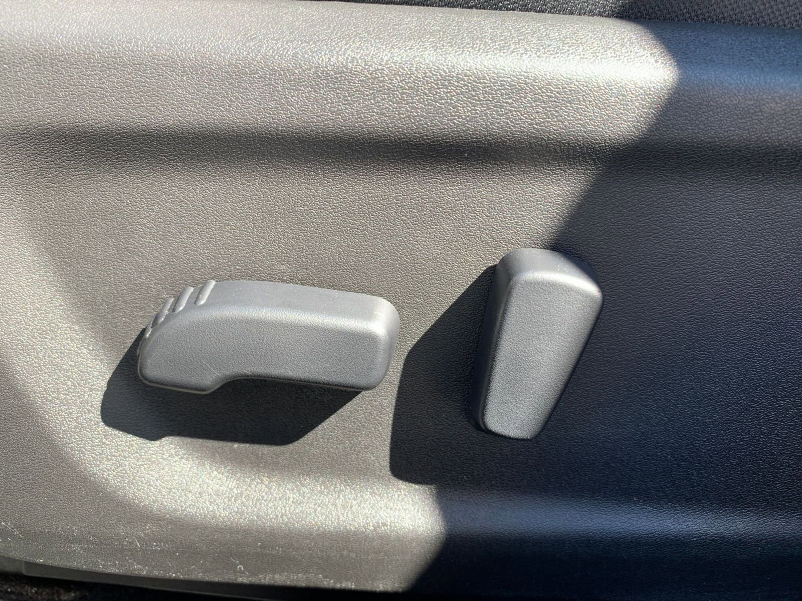 Used 2025 Nissan Altima 2.5 SV image 22