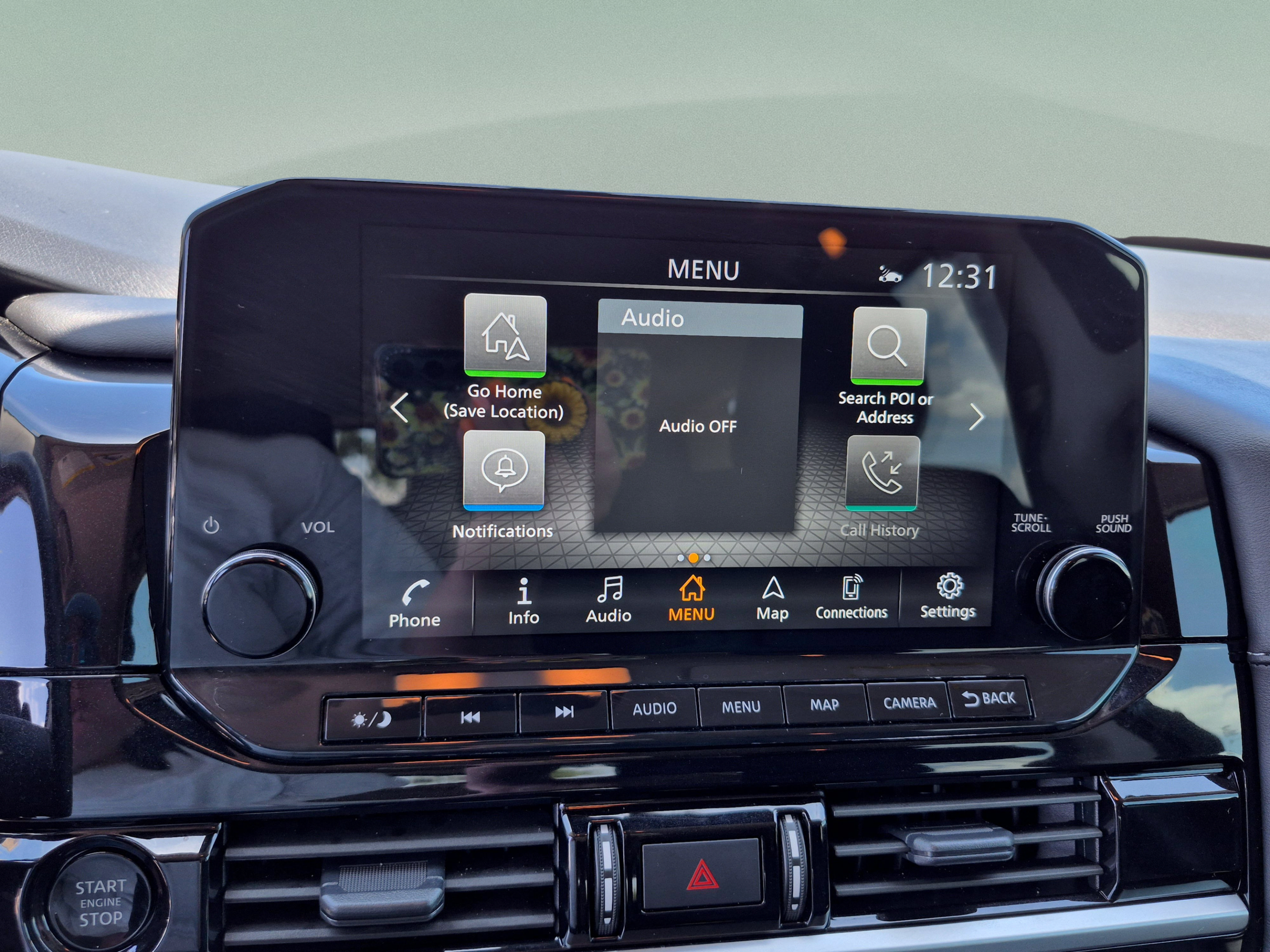 Certified 2025 Nissan Pathfinder SL FWD image 27