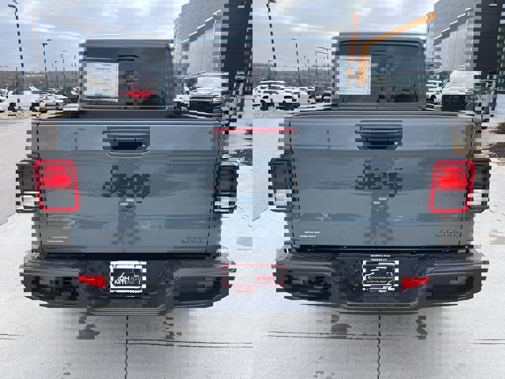 New 2026 Jeep Gladiator Sport image 18