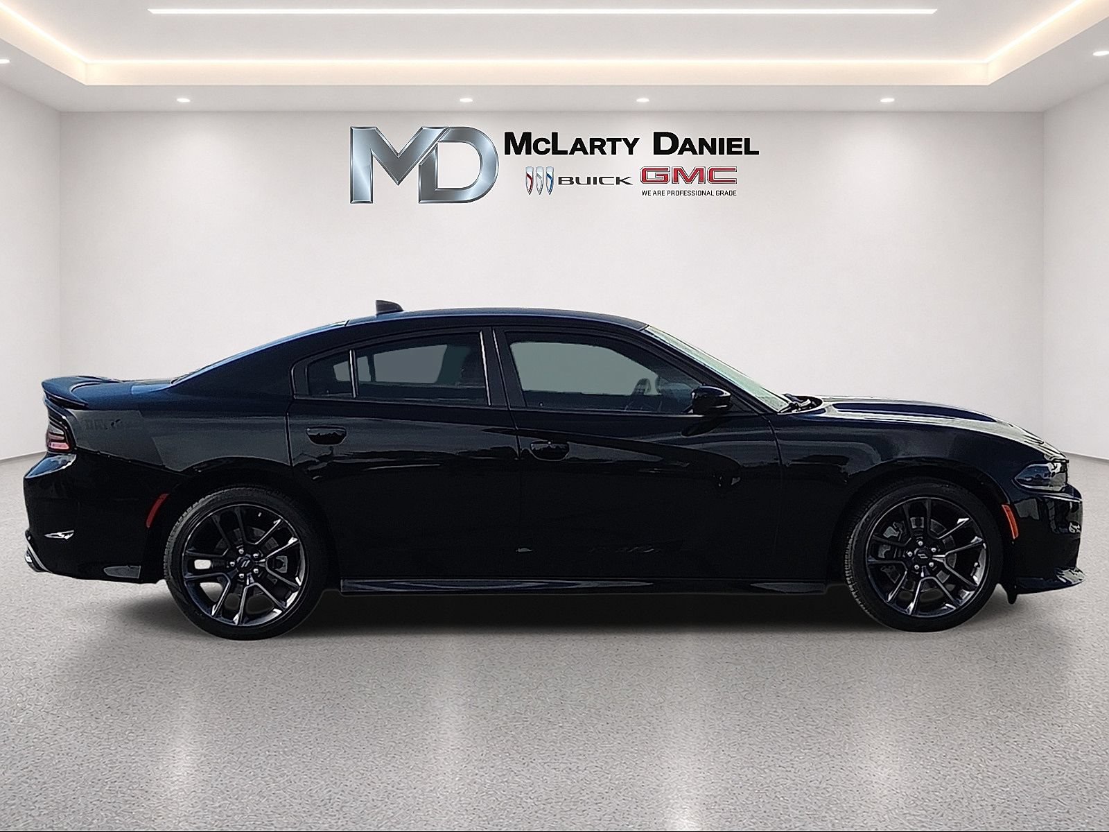 Used 2021 Dodge Charger R/T w/ Daytona Edition Group RWD image 15
