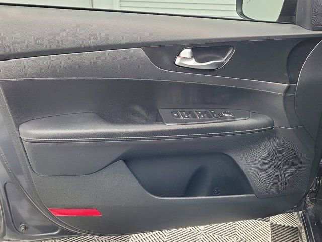 Used 2021 Kia Forte GT-Line image 18