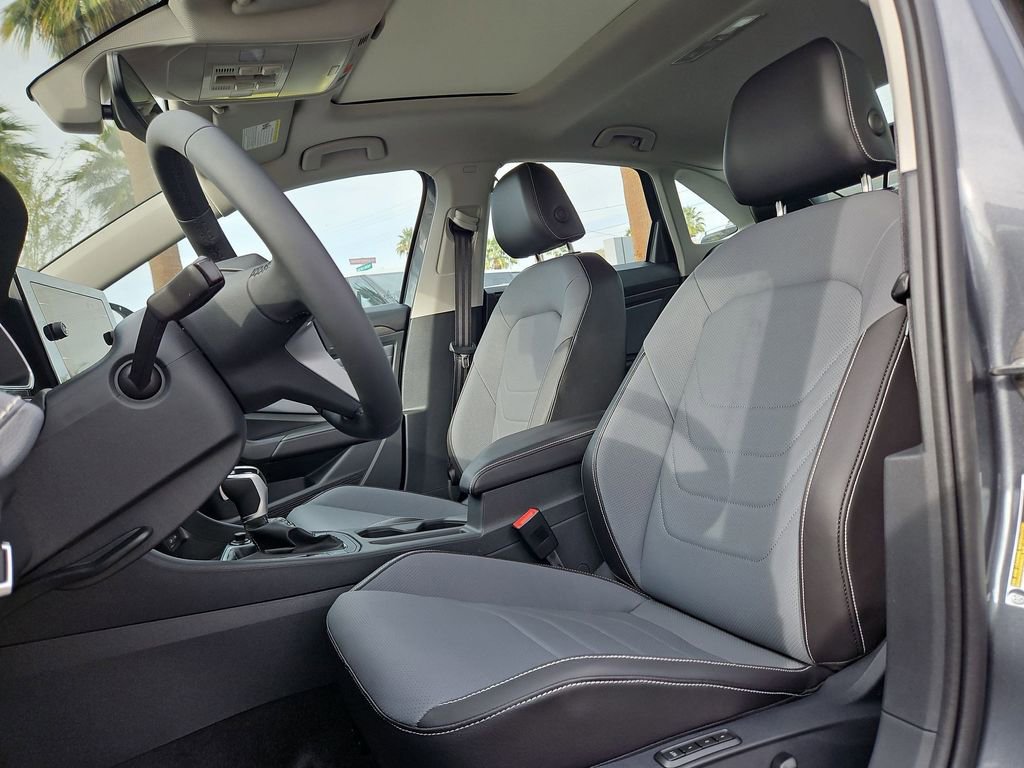 New 2026 Volkswagen Jetta SEL FWD image 15