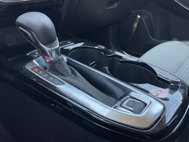 Used 2025 Chevrolet Trax LT FWD image 21
