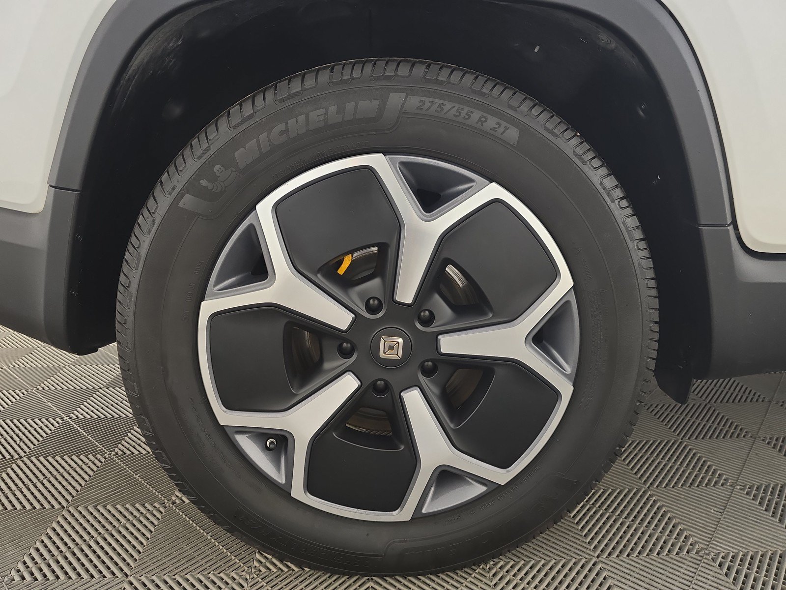 Used 2022 Rivian R1T Launch Edition AWD/4WD image 11