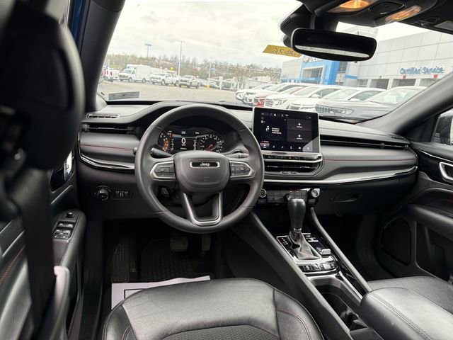 Used 2024 Jeep Compass Trailhawk image 13