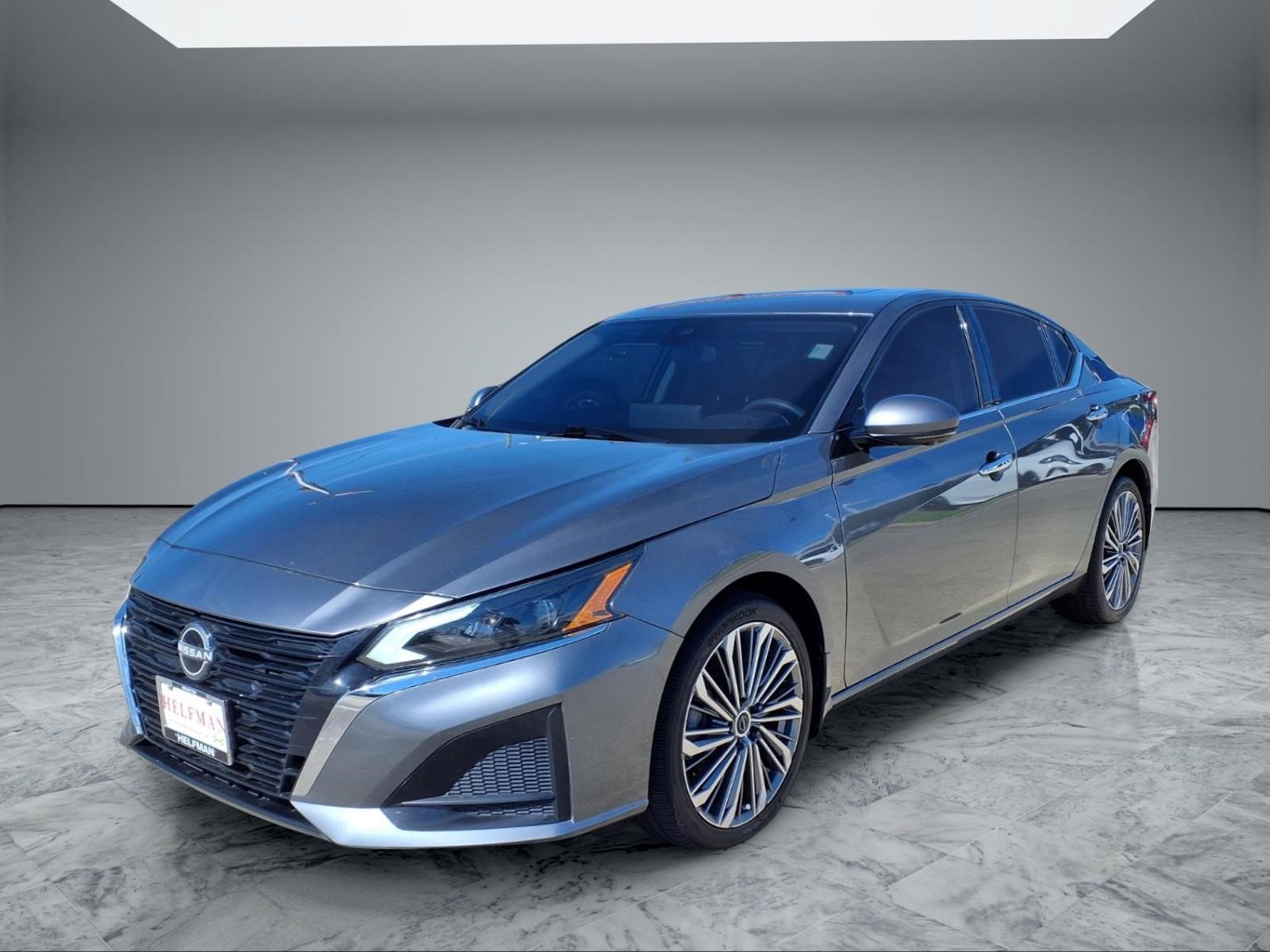 Used 2023 Nissan Altima 2.5 SL image 3