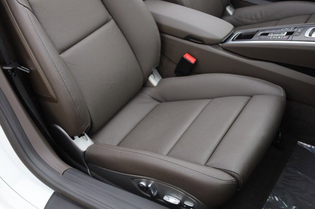 Used 2019 Porsche 718 Boxster image 45