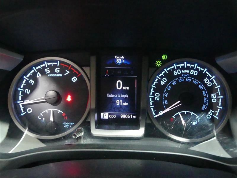 Used 2016 Toyota Tacoma SR5 w/ SR5 Appearance Package (SN) image 30