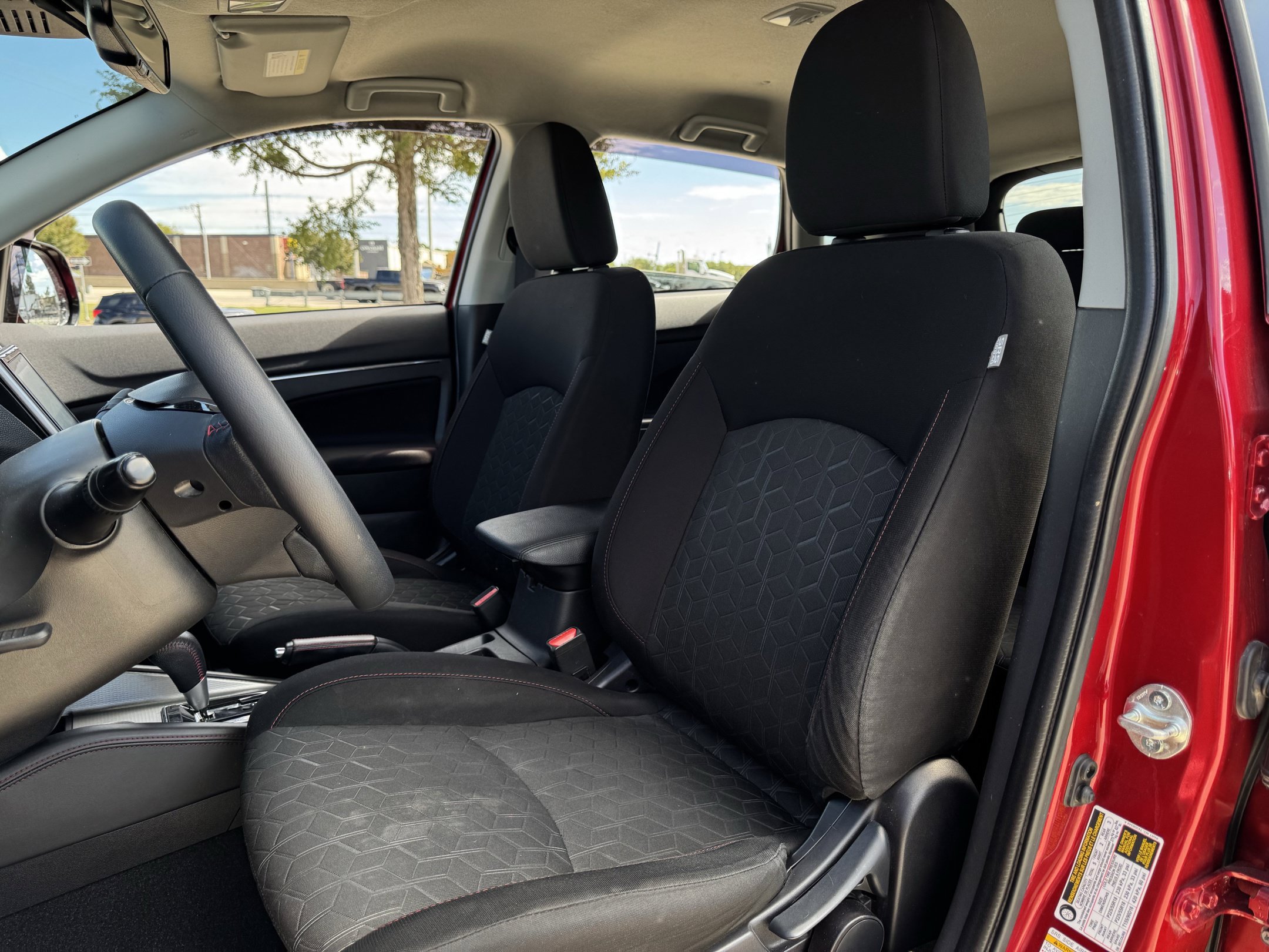 Used 2022 Mitsubishi Outlander Sport LE AWD/4WD image 24