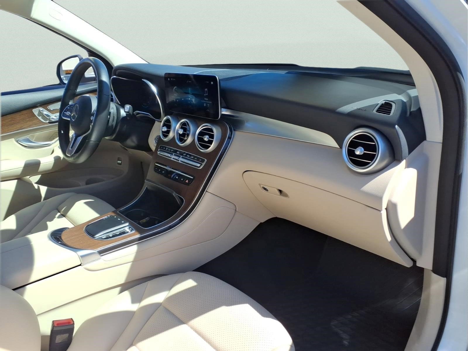 Certified 2021 Mercedes-Benz GLC 300 4MATIC image 10