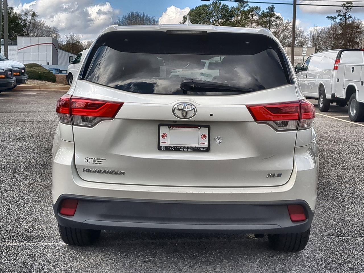 Used 2017 Toyota Highlander XLE FWD image 7