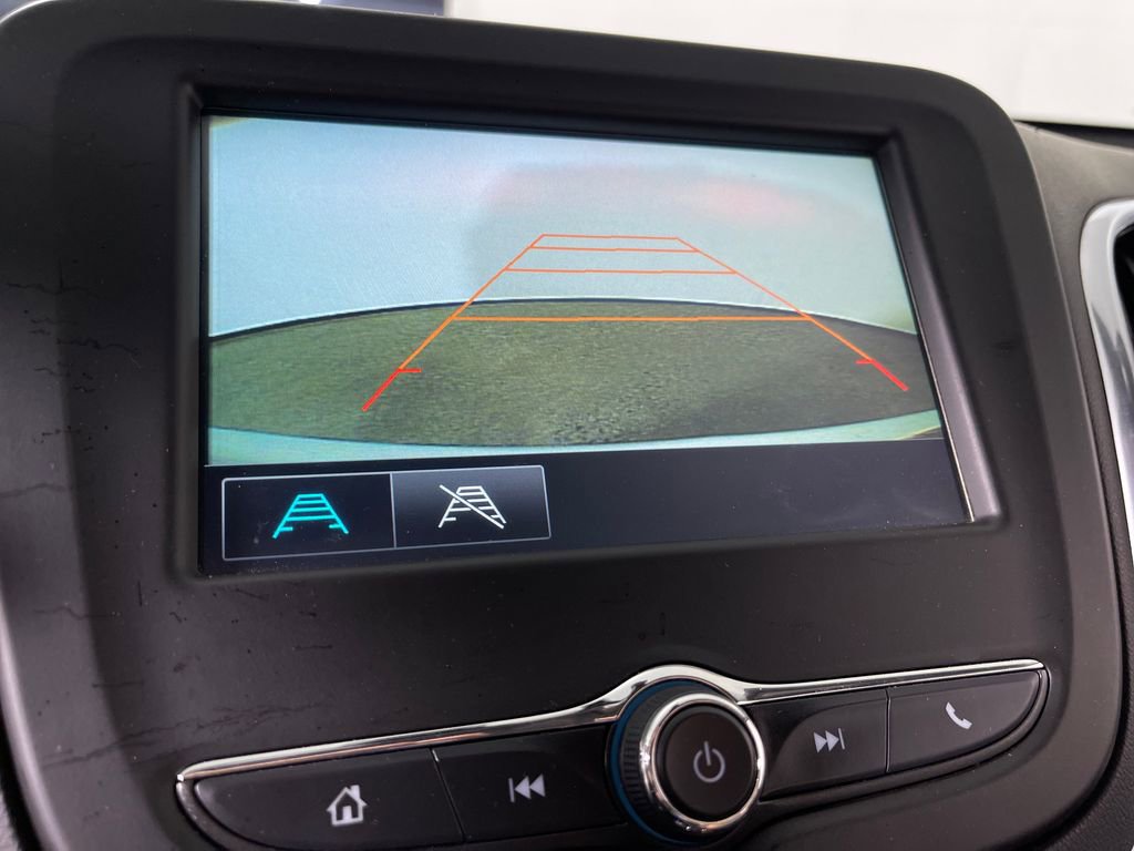 Used 2018 Chevrolet Equinox LT FWD image 23