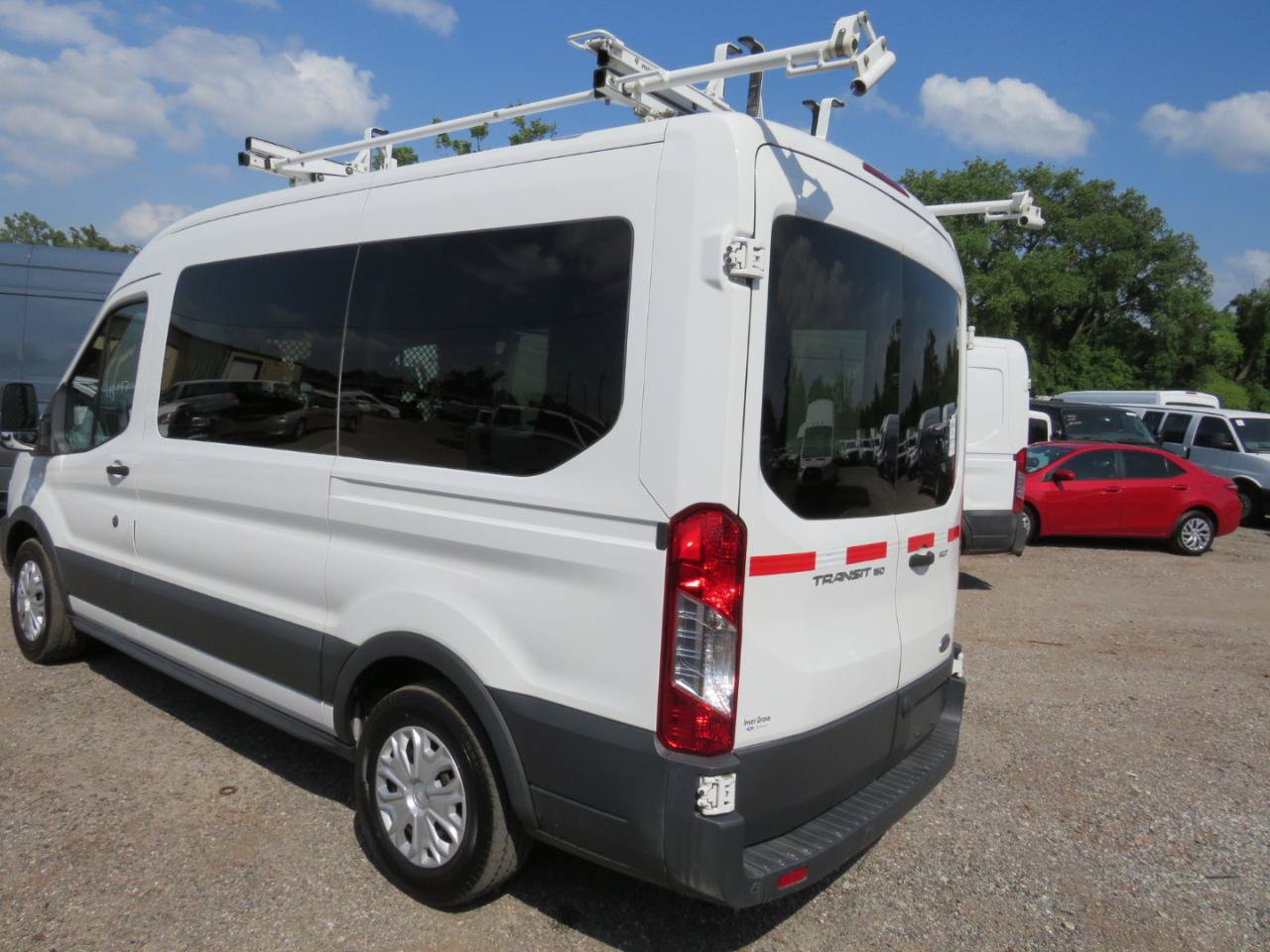Used 2015 Ford Transit 150 XLT RWD image 6
