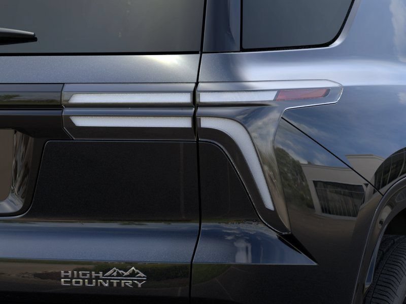 New 2026 Chevrolet Traverse High Country FWD image 11