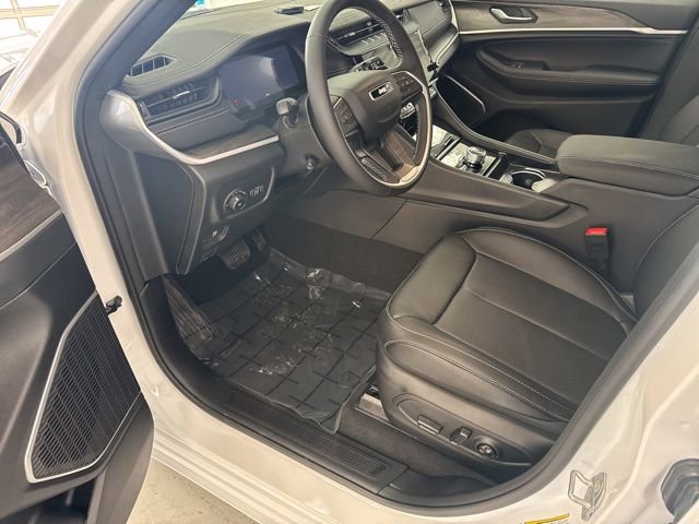 New 2026 Jeep Grand Cherokee Limited Reserve image 10