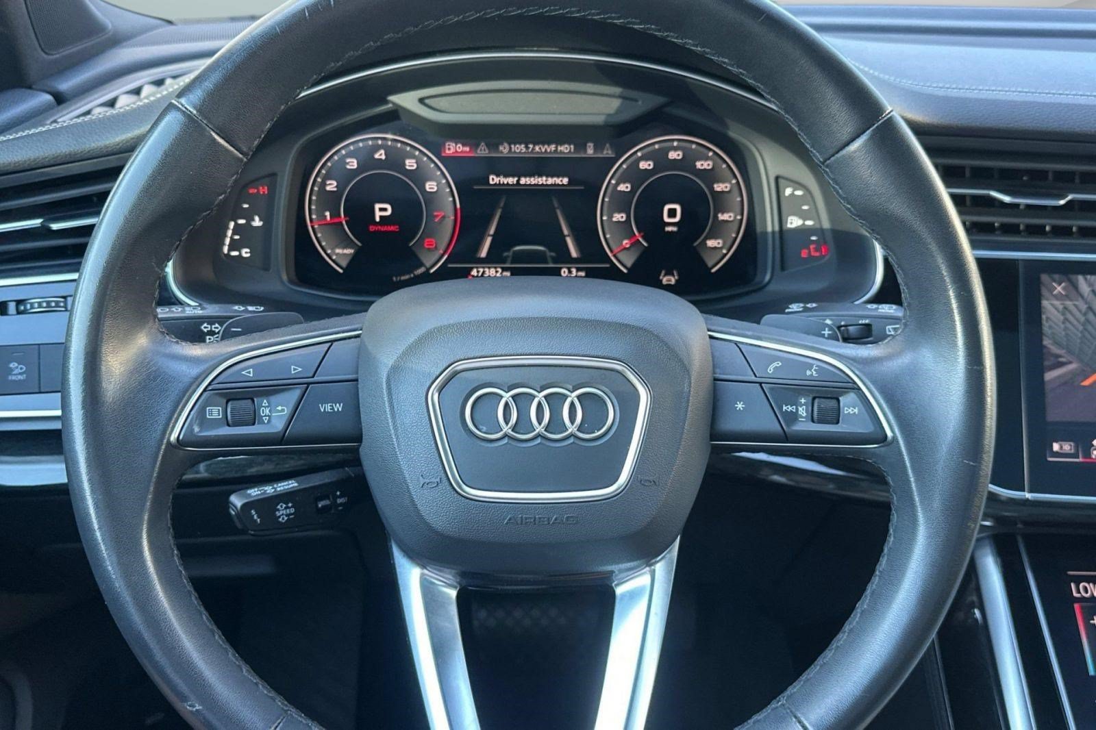 Used 2023 Audi Q7 2.0T Premium Plus w/ Premium Plus Package AWD/4WD image 11