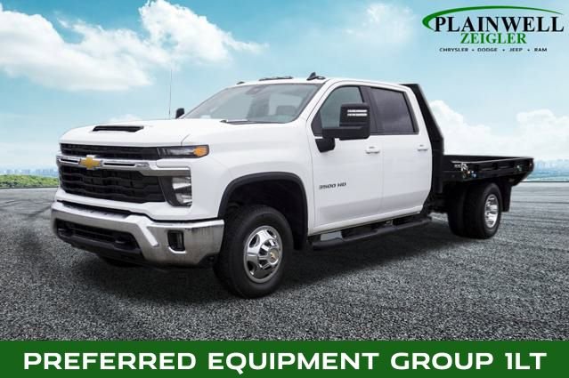 Used 2024 Chevrolet Silverado 3500 LT w/ Convenience Package image 1
