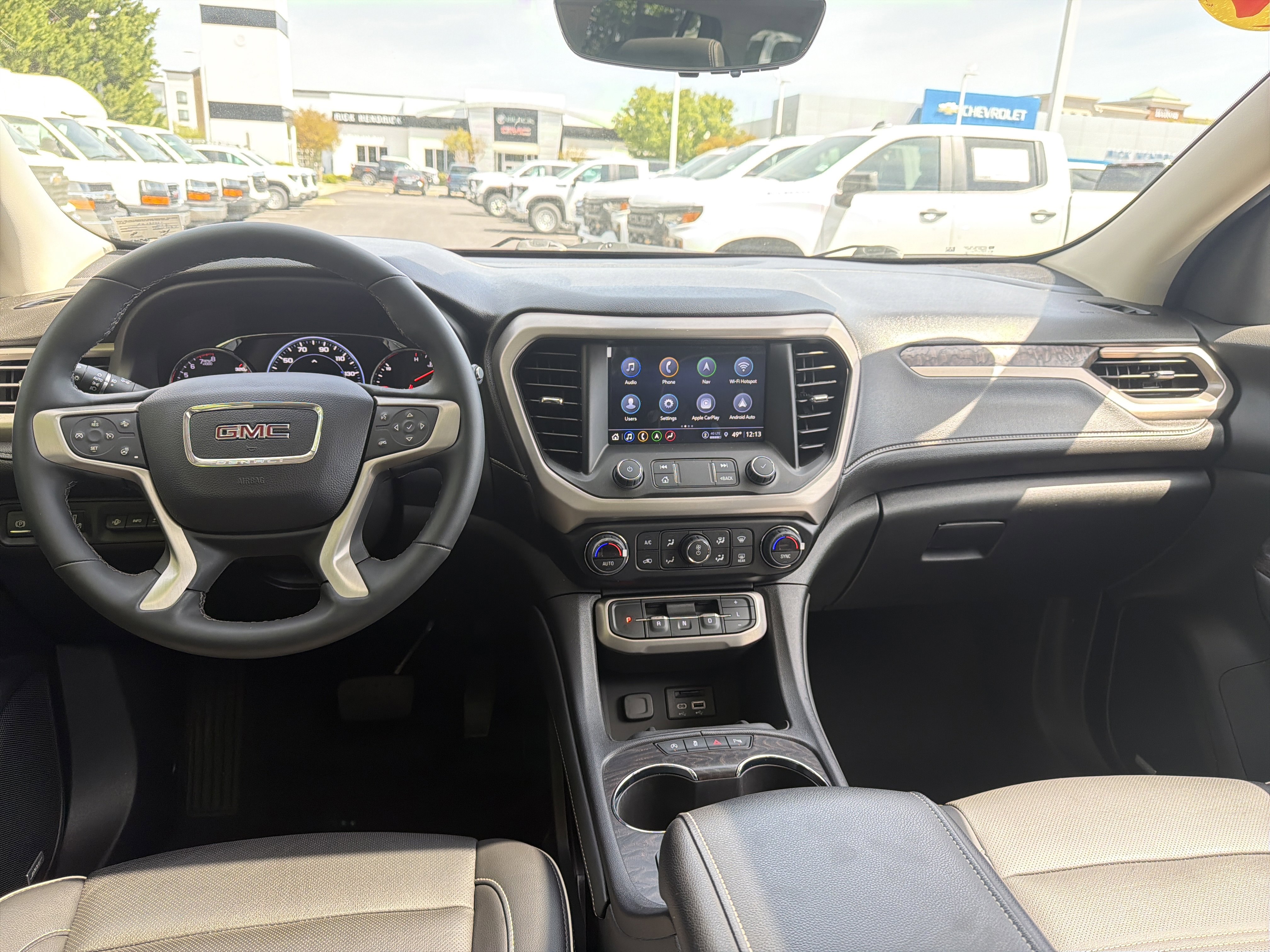 Used 2023 GMC Acadia Denali w/ Black Diamond Edition image 29