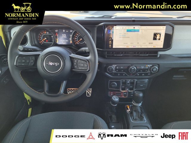 Used 2024 Jeep Gladiator Sport AWD/4WD image 7