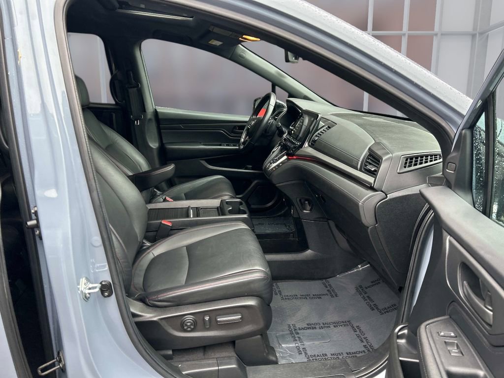 Used 2024 Honda Odyssey Sport image 18