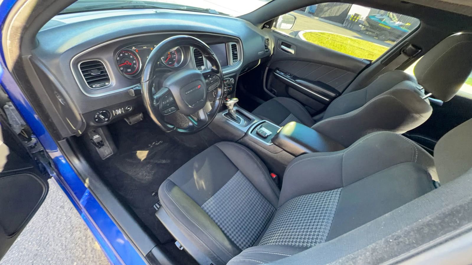 Used 2020 Dodge Charger R/T RWD image 12