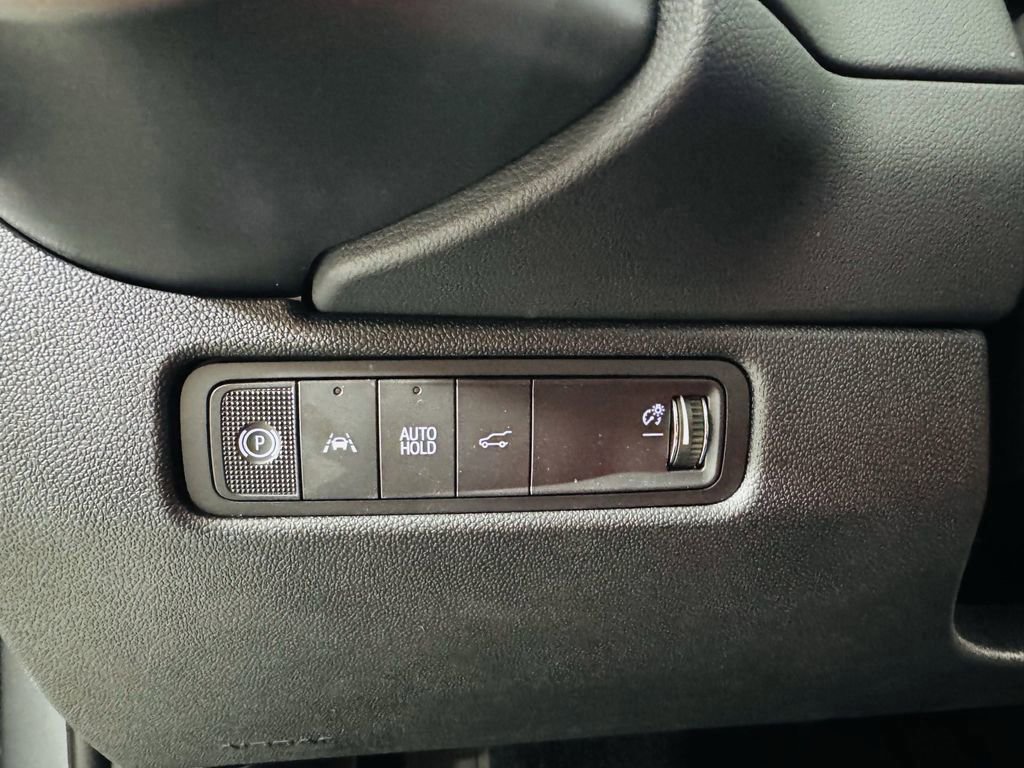 Used 2025 Chevrolet Equinox EV RS image 9