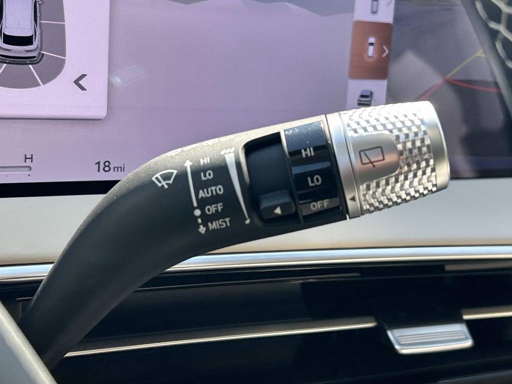 New 2026 Genesis GV70 2.5T Advanced image 36