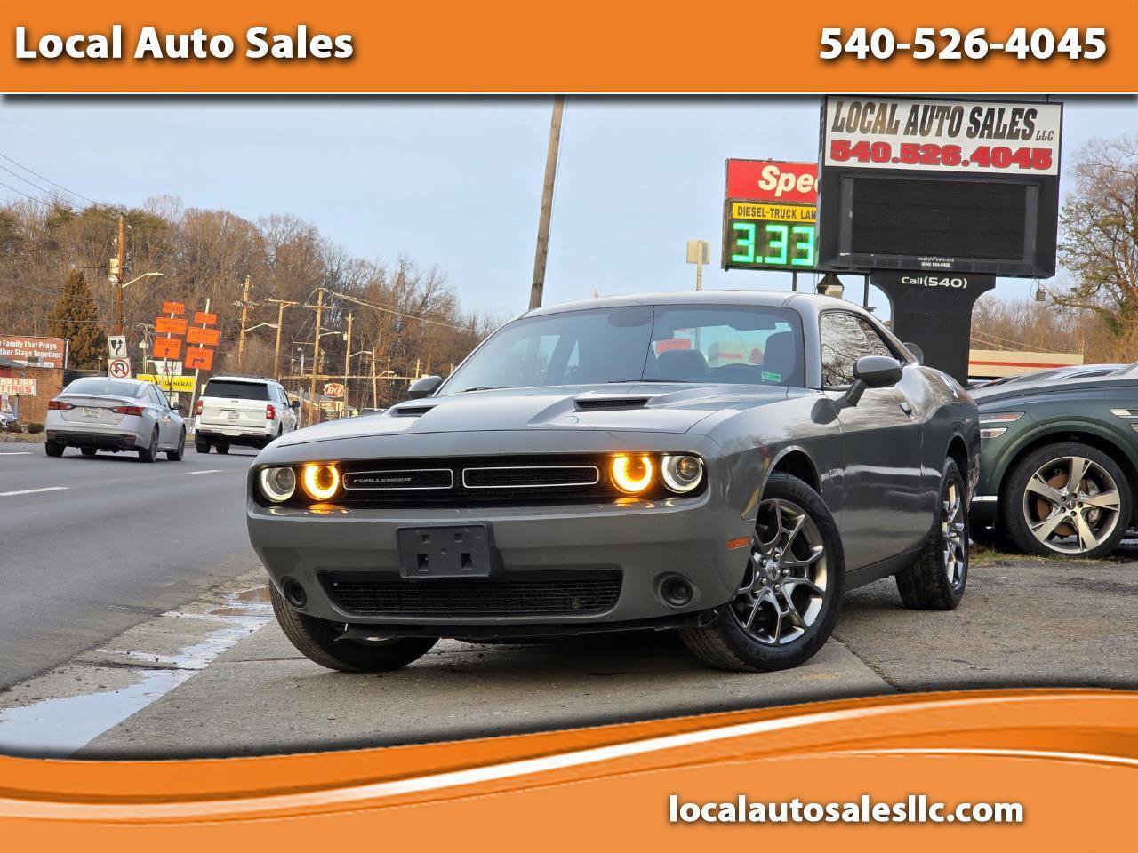 Used 2017 Dodge Challenger GT image 1