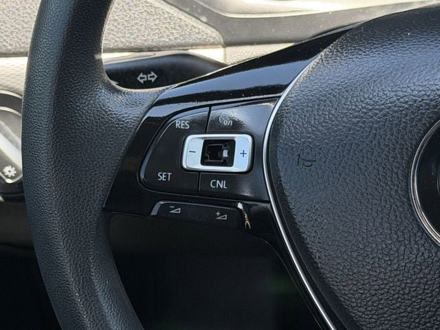 Used 2017 Volkswagen Jetta S FWD image 13