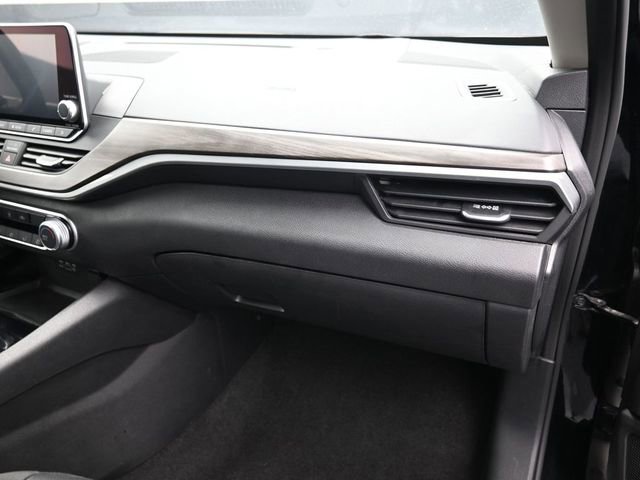 Used 2024 Nissan Altima 2.5 SV image 35