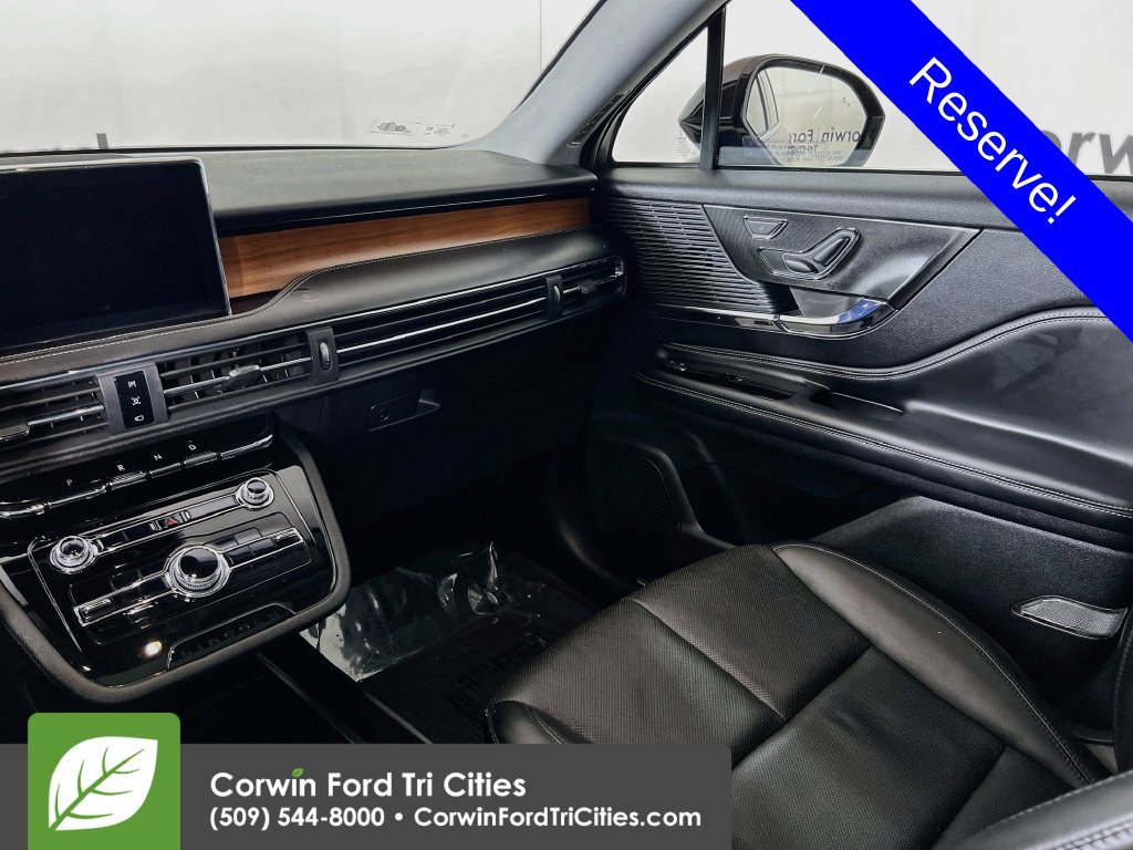 Used 2022 Lincoln Corsair Reserve w/ Equipment Group 201A AWD/4WD image 28