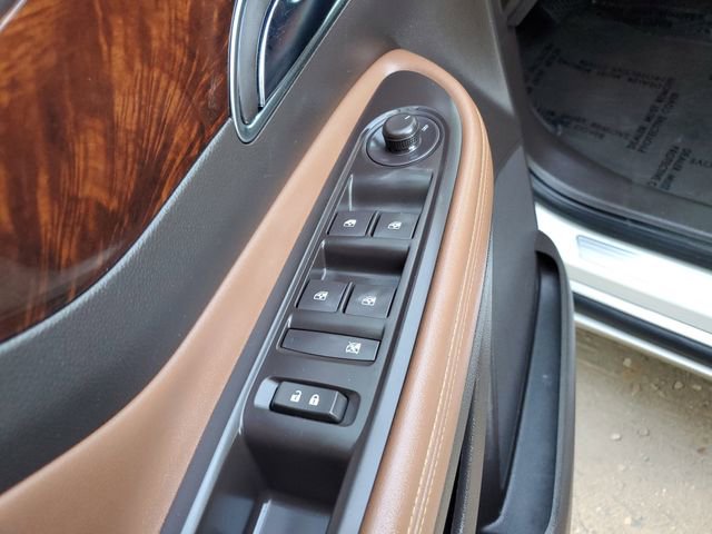 Used 2015 Buick Encore Leather FWD image 18