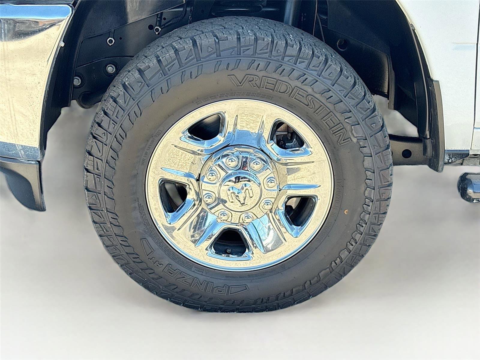 Used 2022 RAM 2500 Tradesman w/ Chrome Appearance Group image 28