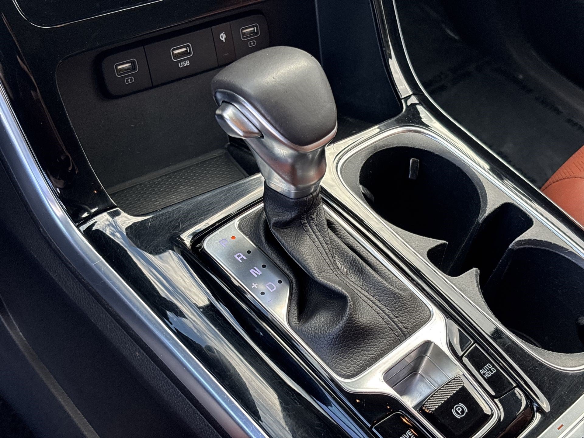 Used 2023 Kia Carnival SX FWD image 19