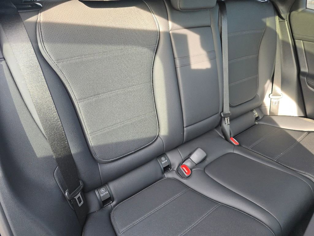 Used 2026 Mercedes-Benz GLC 300 4MATIC image 23