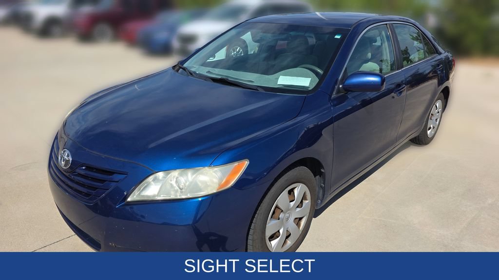 Used 2009 Toyota Camry LE FWD image 1