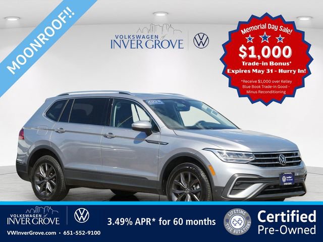 Certified 2022 Volkswagen Tiguan SE w/ Panoramic Sunroof Package AWD/4WD image 1