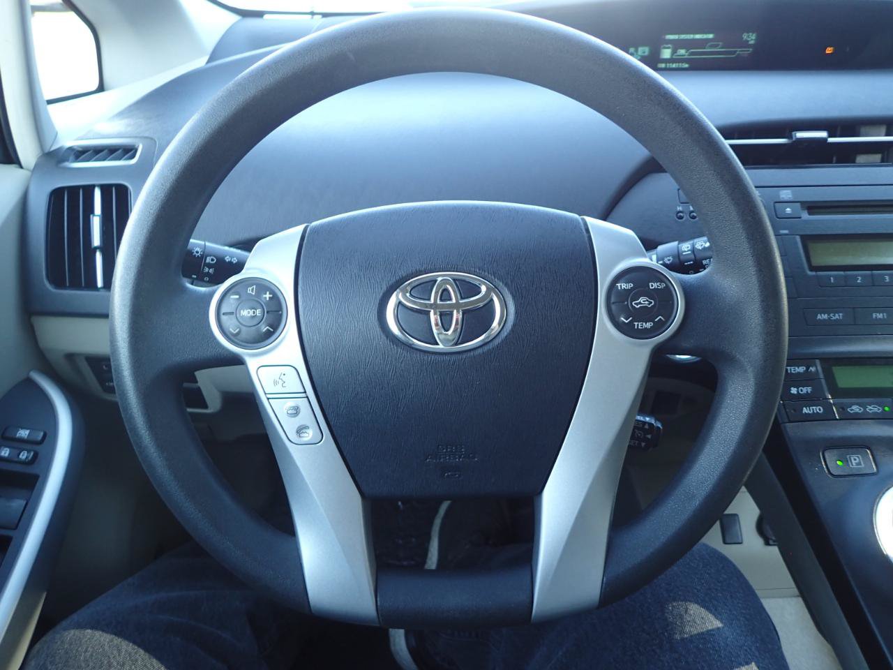 Used 2011 Toyota Prius Three w/ Appearance Pkg FWD image 14