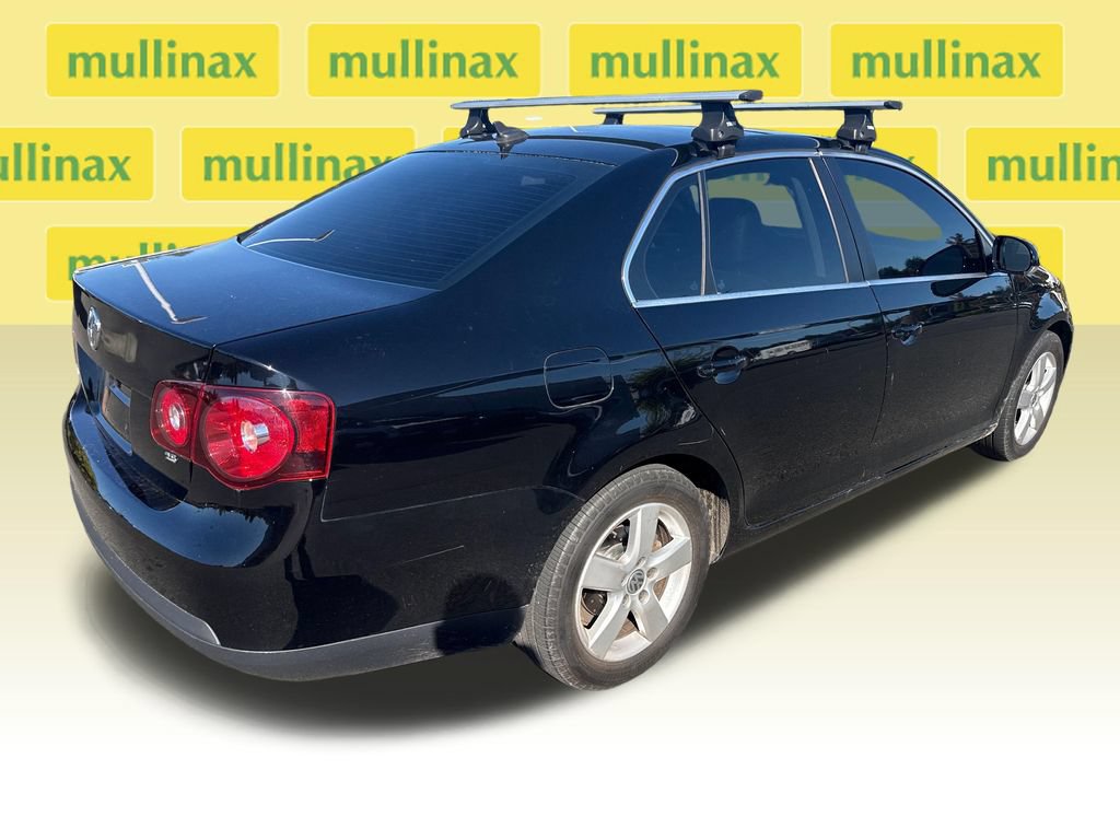 Used 2009 Volkswagen Jetta SE FWD image 3
