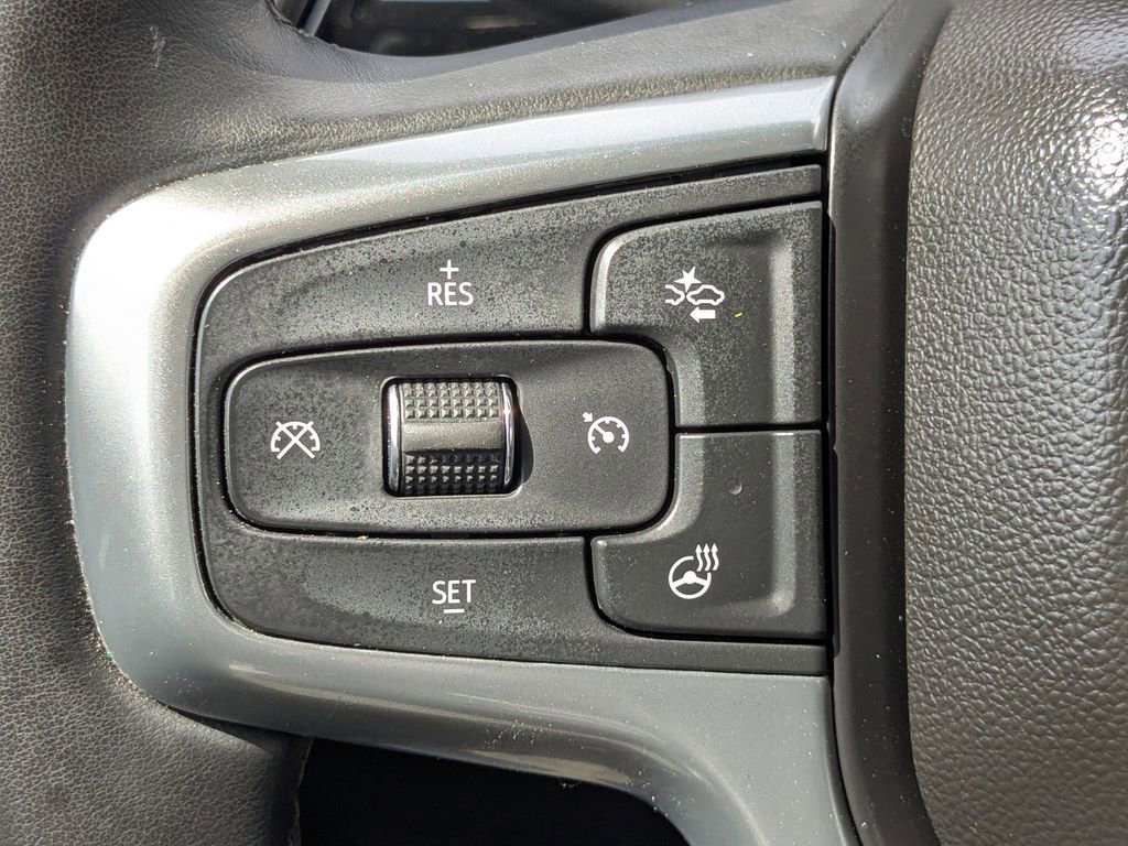 Used 2025 Chevrolet Silverado 2500 LT w/ Convenience Package image 24