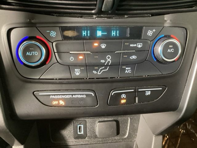 Used 2017 Ford Escape SE image 22
