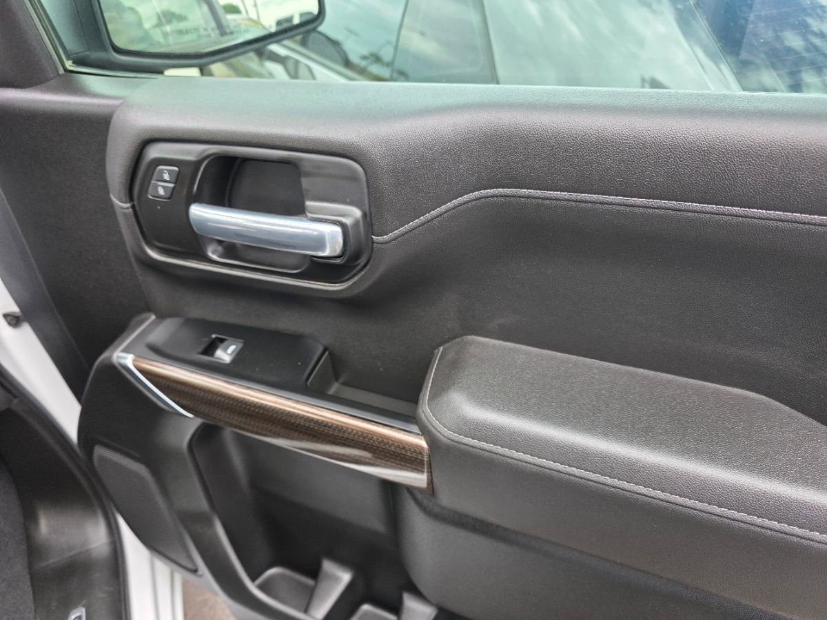 Used 2021 Chevrolet Silverado 1500 LT image 29
