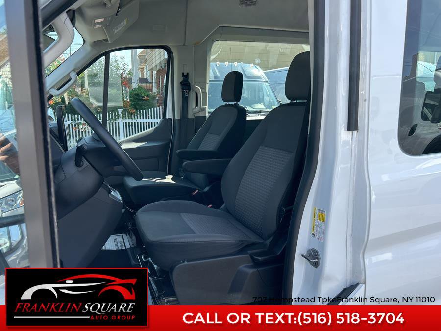 Used 2022 Ford Transit 350 XLT image 18