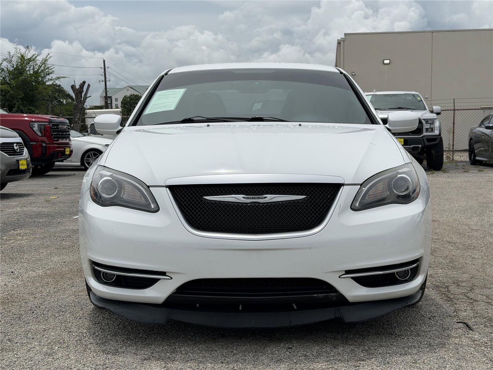 Used 2014 Chrysler 200 Limited w/ Sun/Sound Group FWD image 3