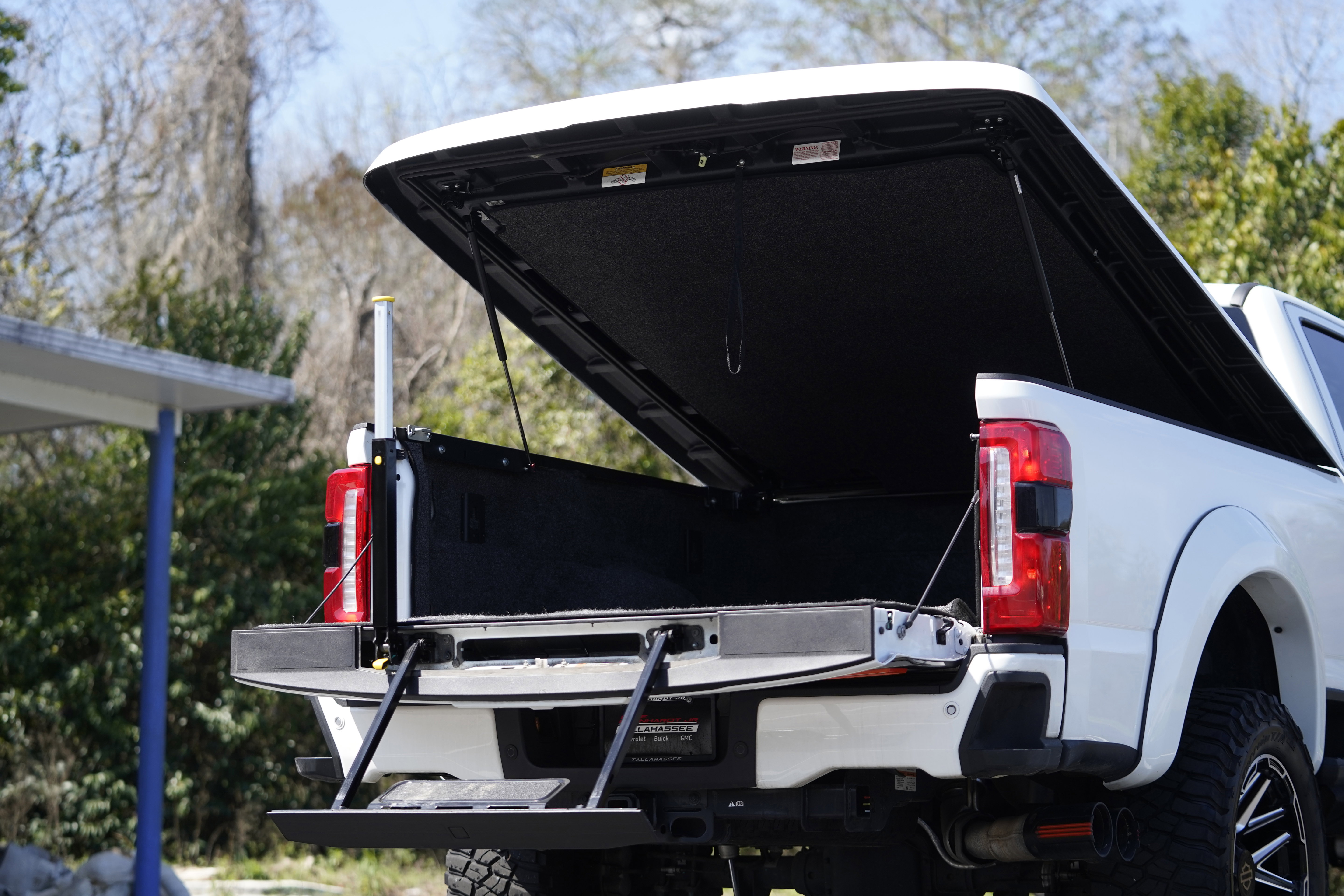 Used 2023 Ford F250 Lariat w/ Lariat Ultimate Package image 51