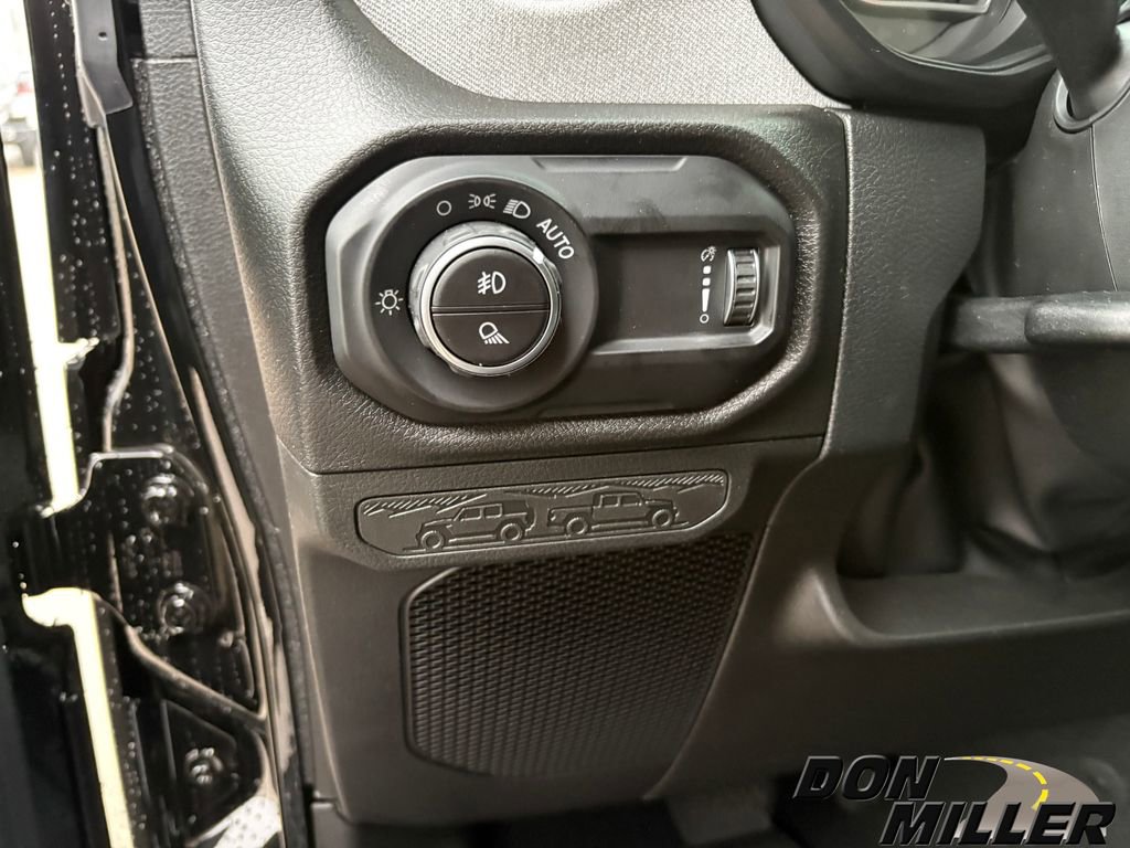 New 2026 Jeep Gladiator Sport image 13