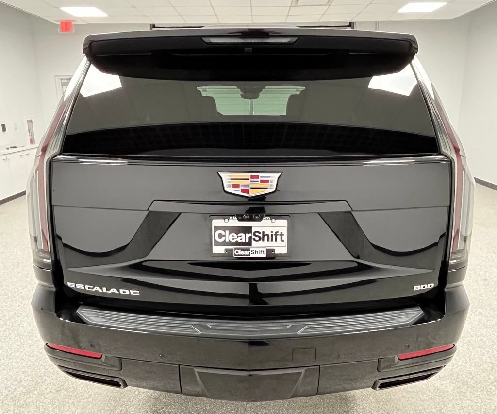 Used 2026 Cadillac Escalade Sport AWD/4WD image 9
