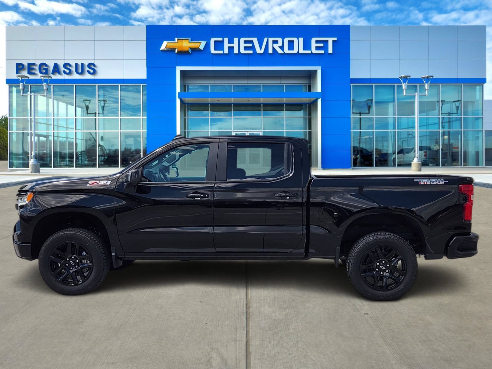 New 2026 Chevrolet Silverado 1500 LT Trail Boss w/ LT Trail Boss Premium Package AWD/4WD image 3