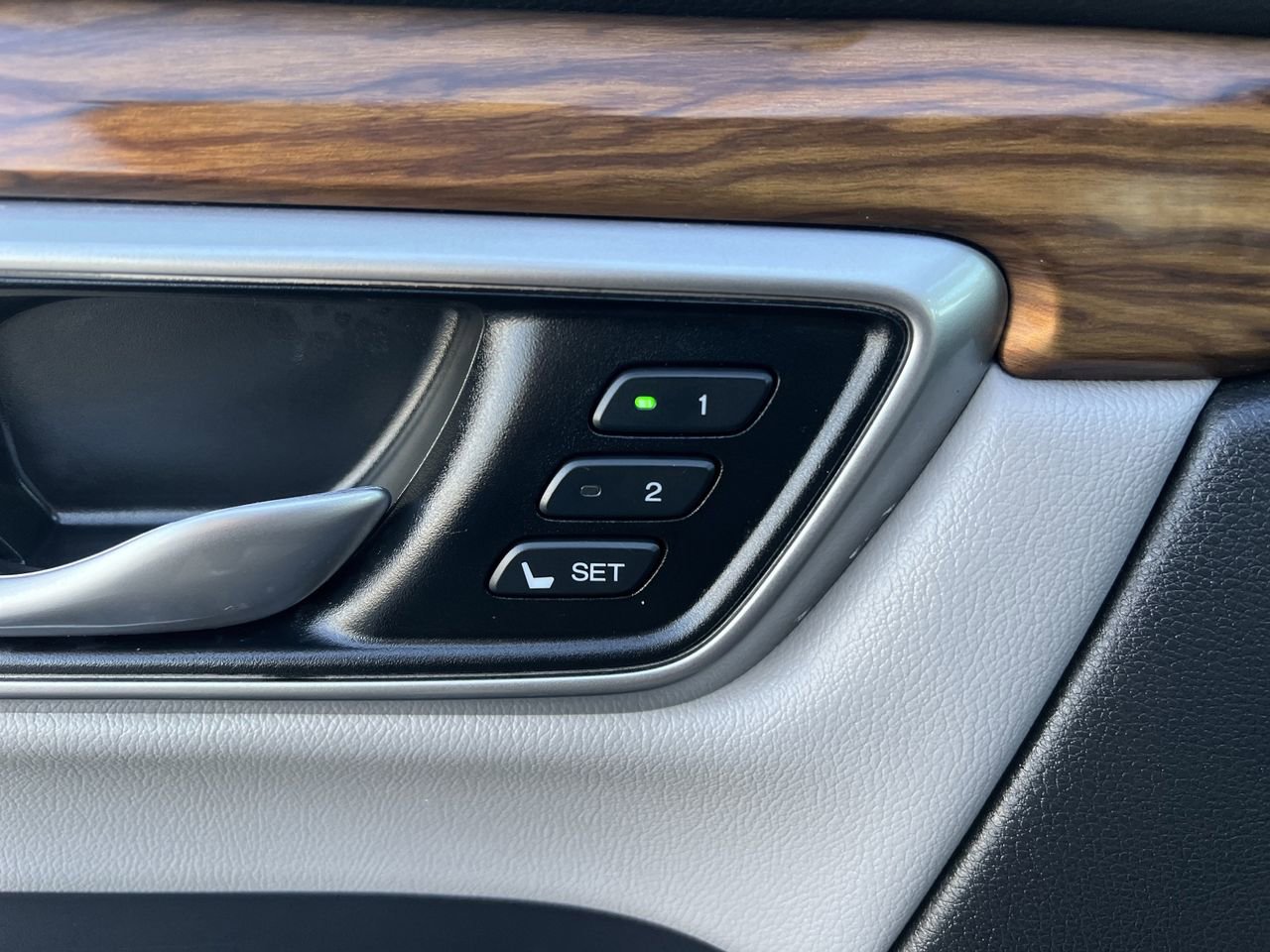 Used 2019 Honda CR-V EX-L image 19