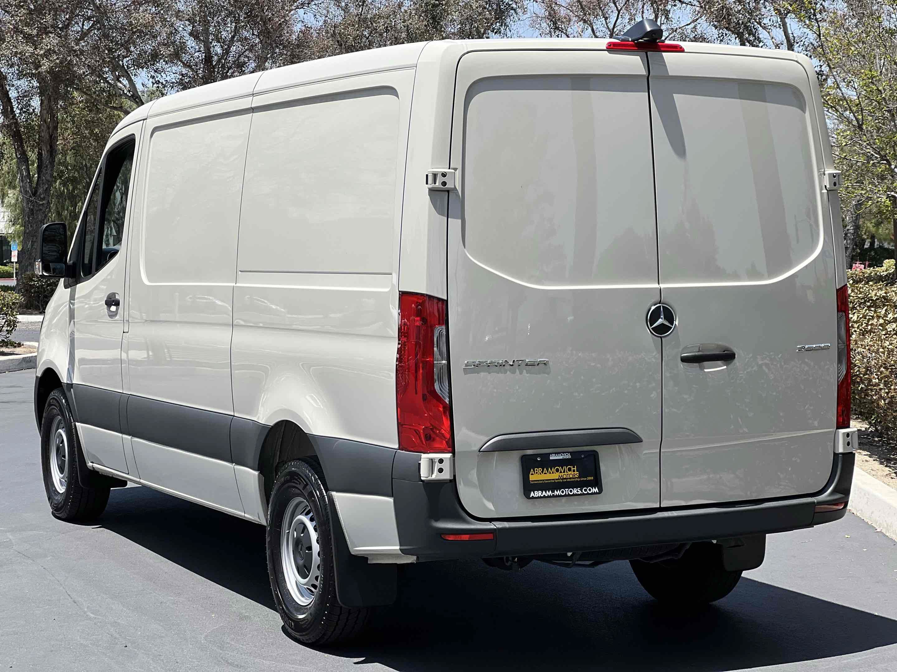 Used 2026 Mercedes-Benz Sprinter 2500 image 19